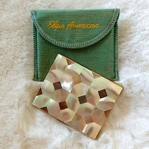 VINTAGE ELGIN AMERICAN MOTHER OF PEARL COMPACT